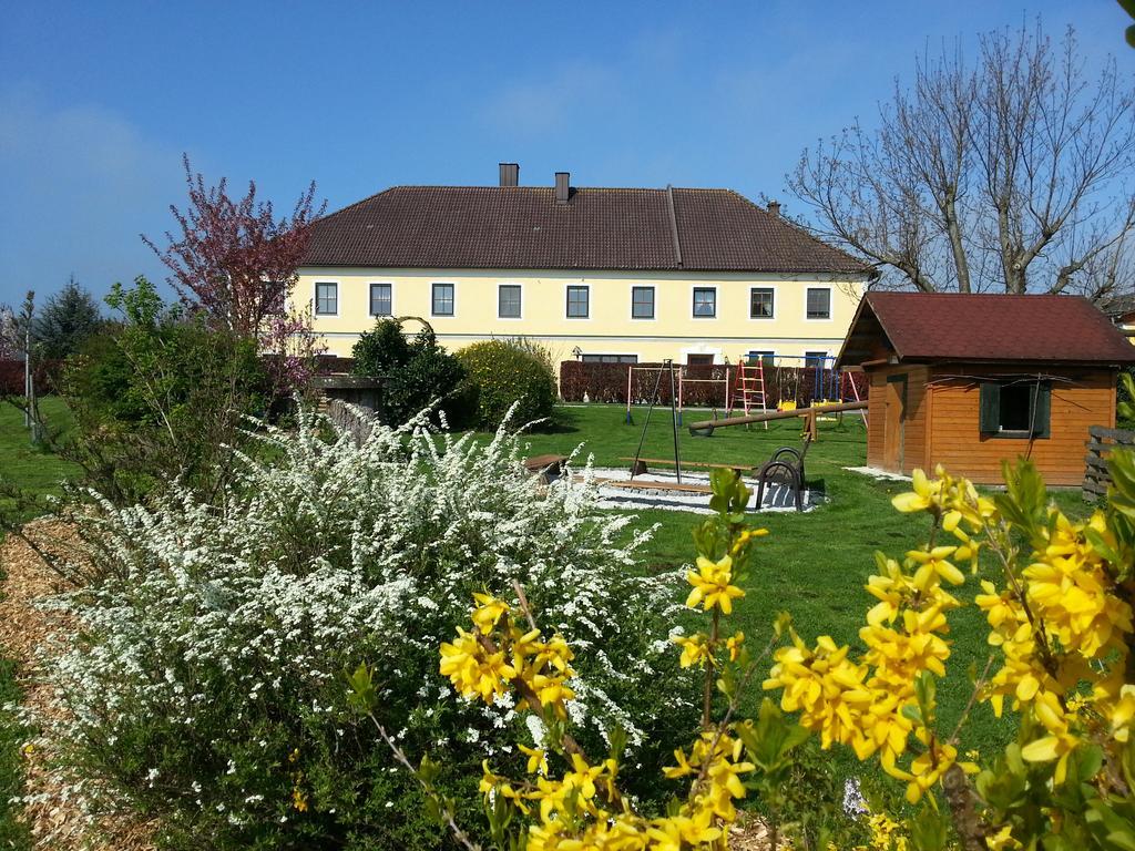 Familienbauernhof Strassbauer Villa Steinakirchen Am Forst Exterior photo